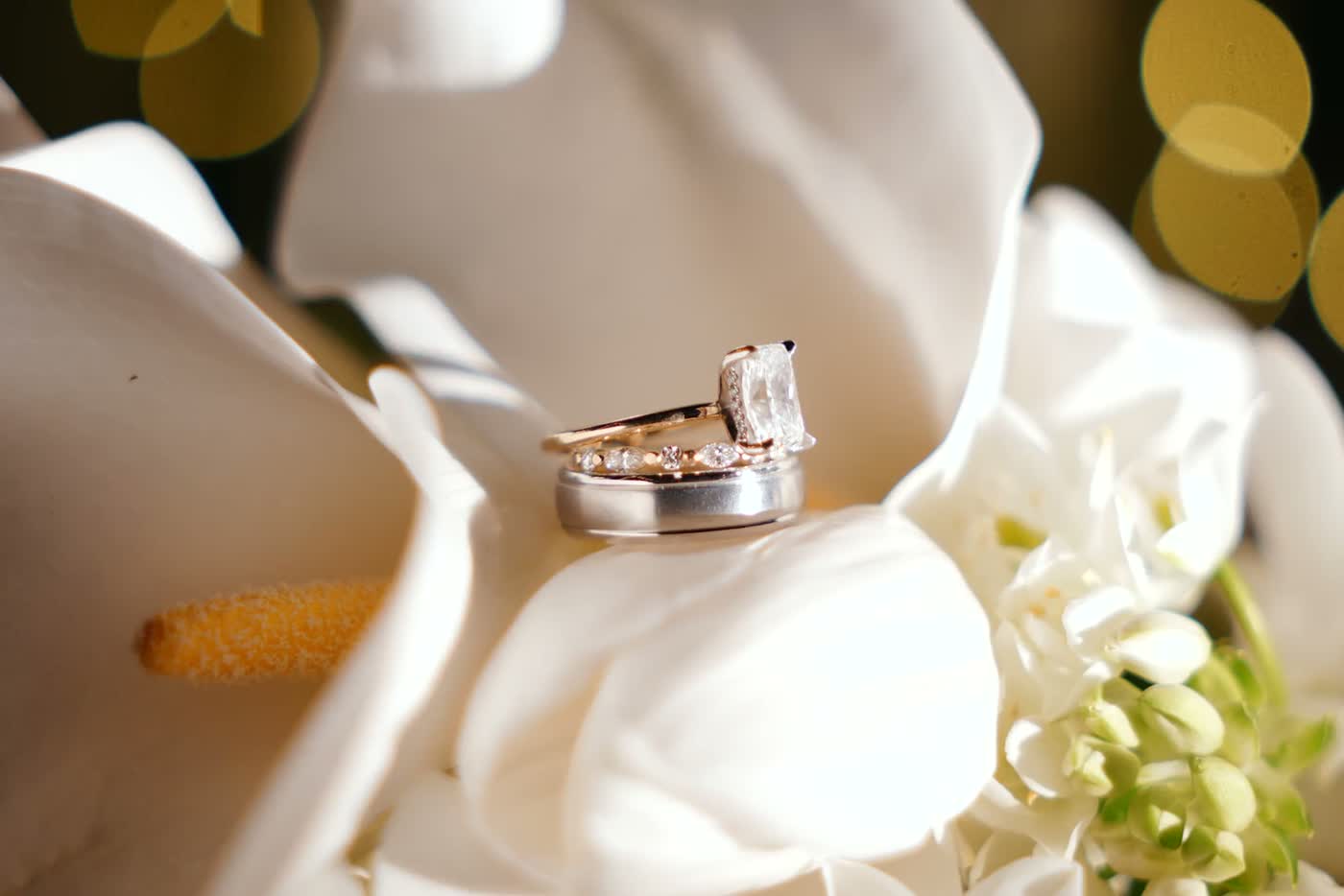 Wedding rings and floral details